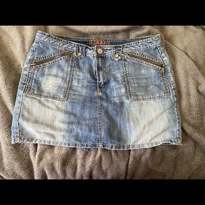 Jean skort
